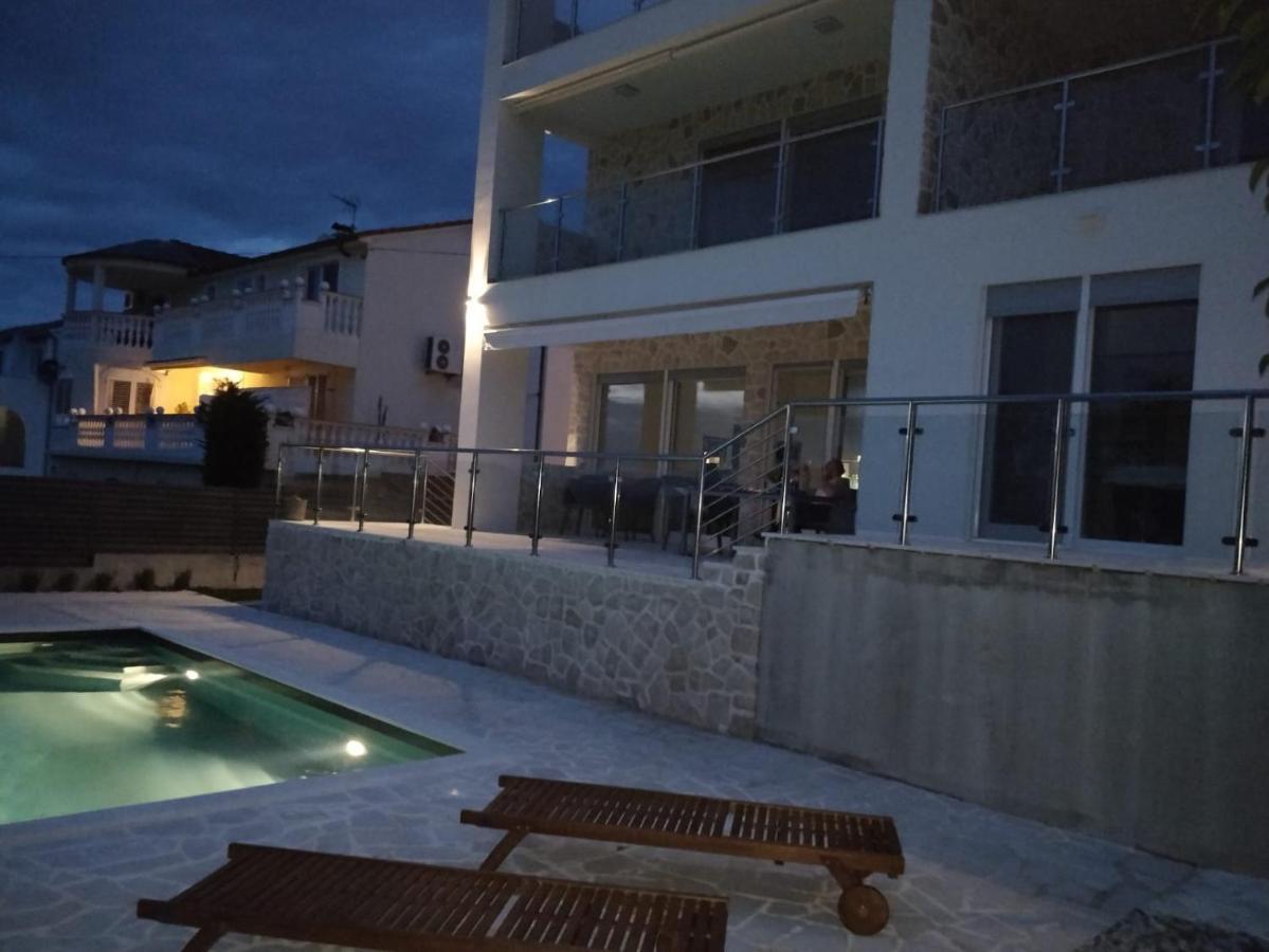 Apartments Kovacev 扎达尔 外观 照片